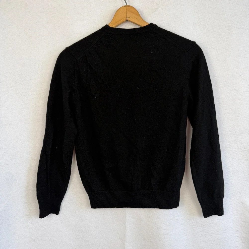 Calvin Klein classic neck